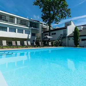 Отель Auberge Quebec