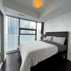 Appartement Modern, Spacious And Sleek Toronto